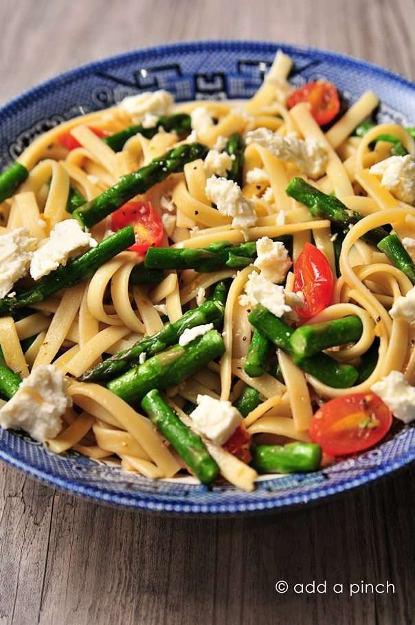 Spring Asparagus Tomato Feta Pasta: Perfect Hot or as a Salad